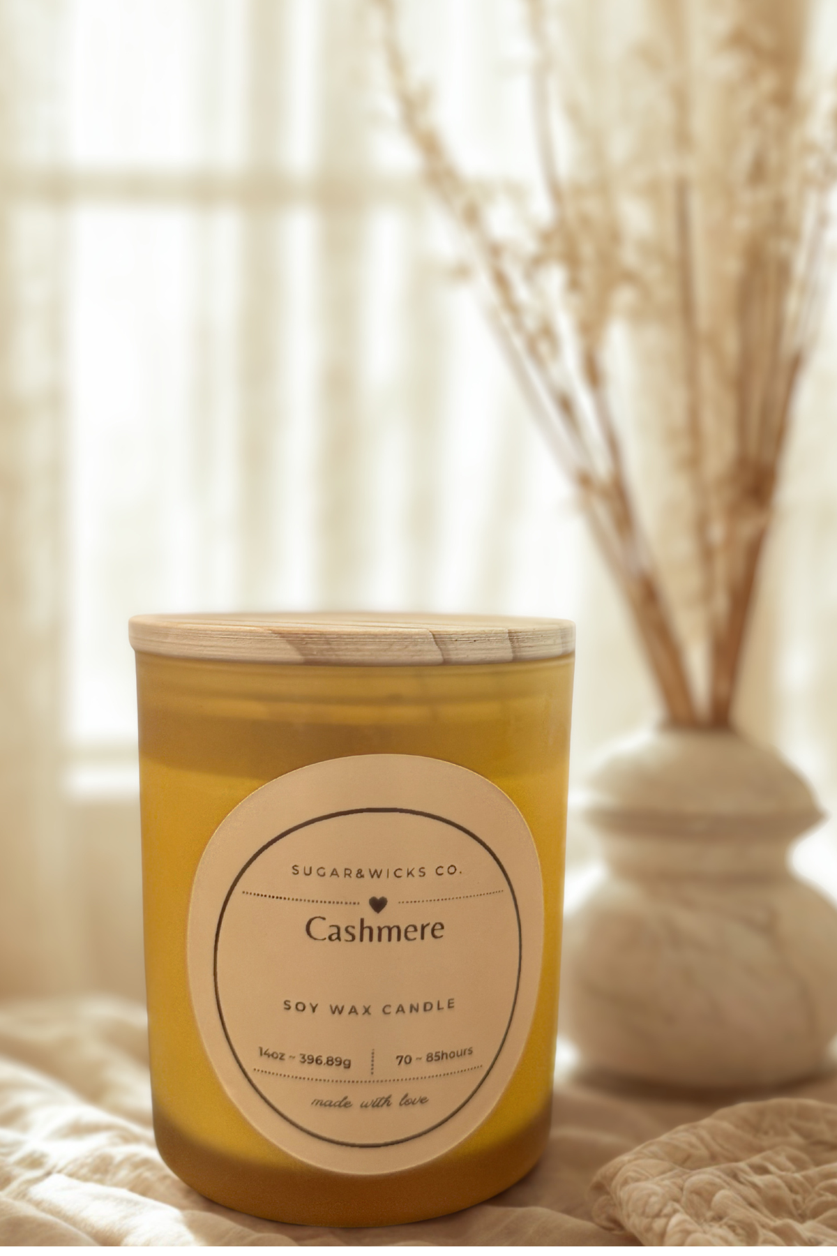 Signature Fragrance: Cashmere Candle – 10 oz